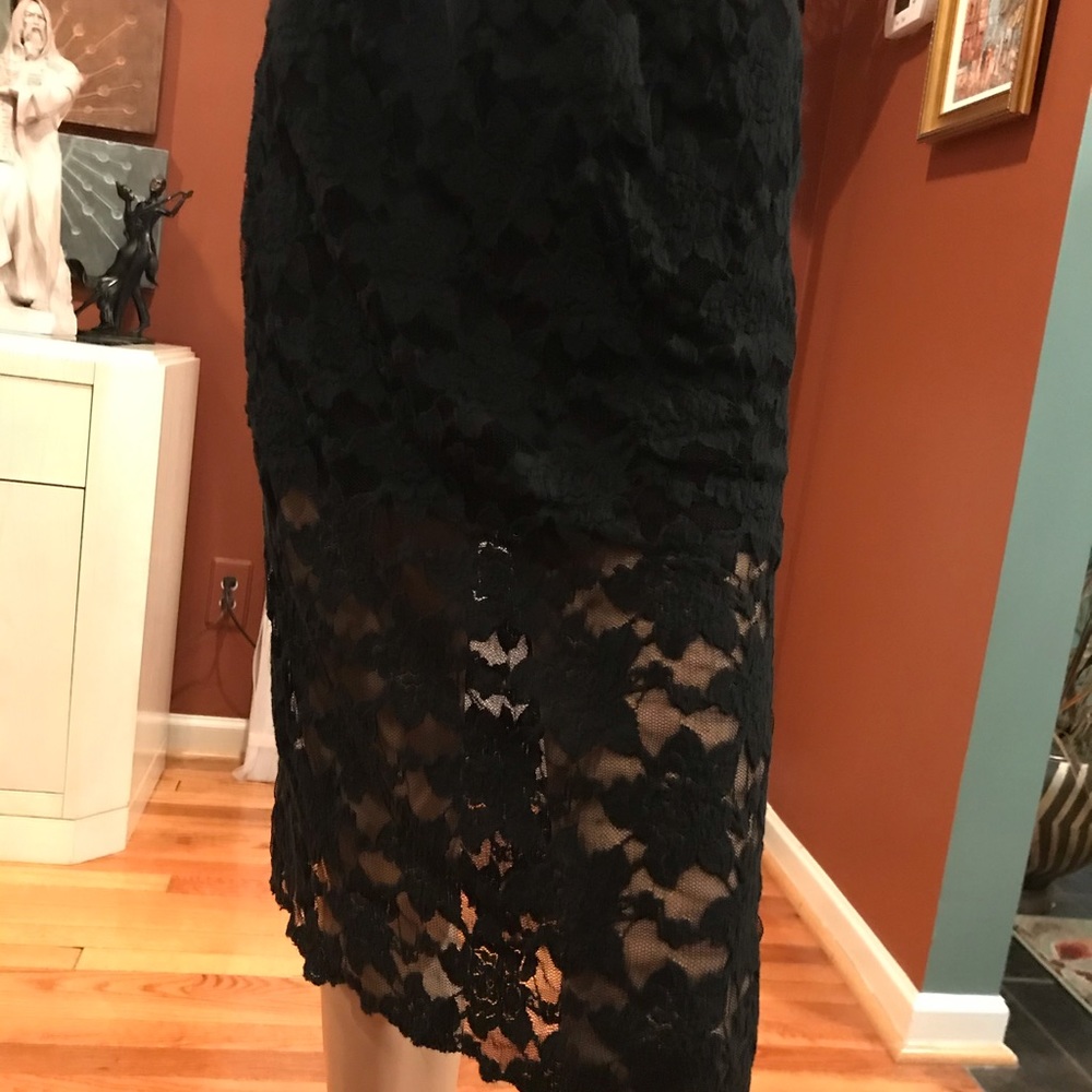 FREE PEOPLE GORGEOUS LACE SKIRT/ MINT CONDITION